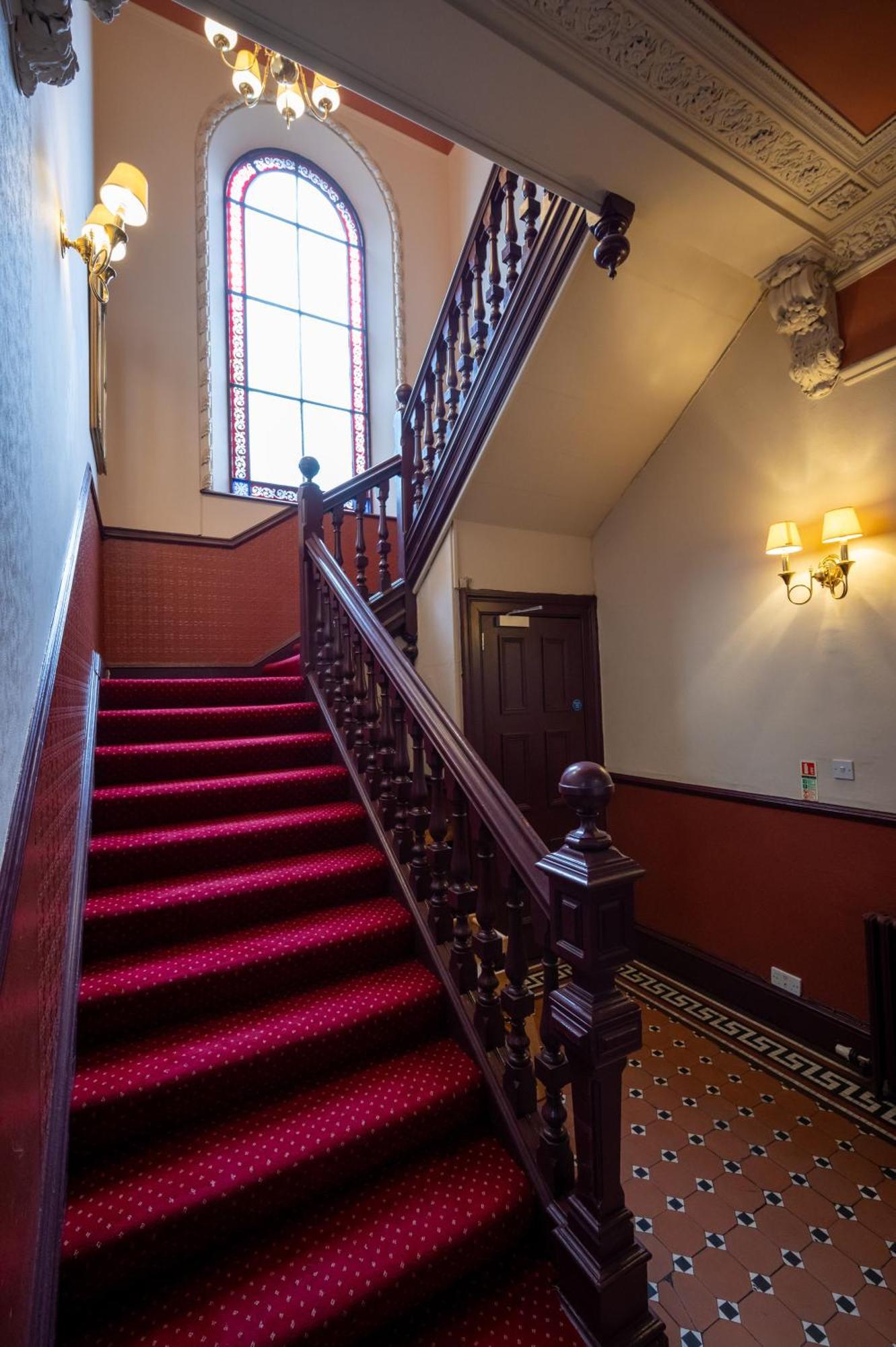 Hampton Hotel By Greene King Inns Эдинбург Экстерьер фото